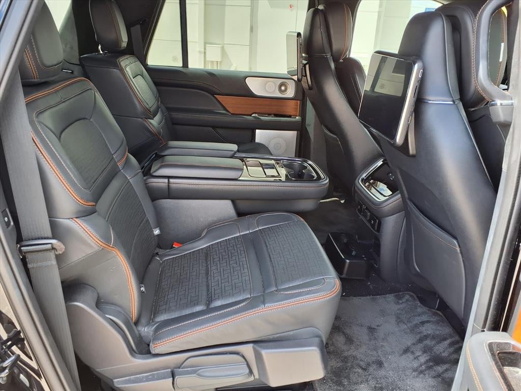 2023 Lincoln Navigator L Black Label
