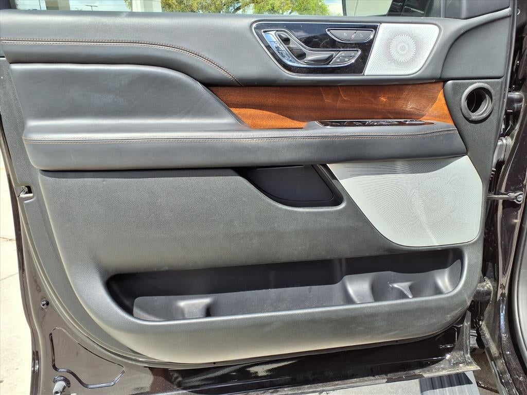 2023 Lincoln Navigator L Black Label