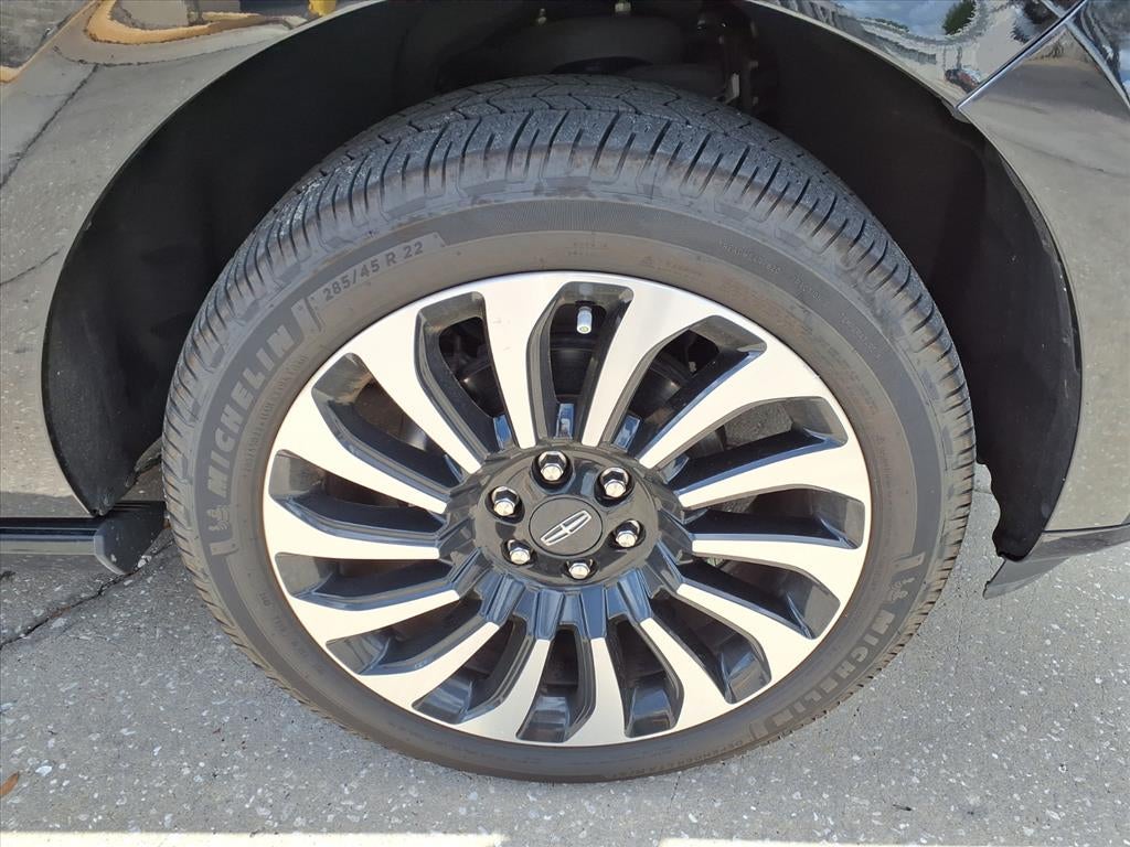 2023 Lincoln Navigator L Black Label