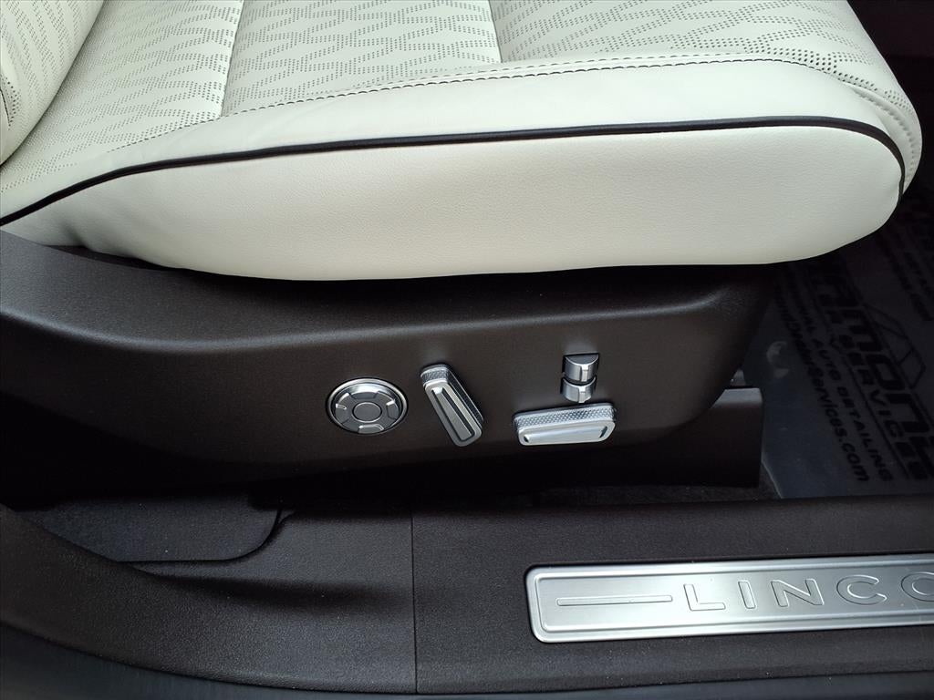 2024 Lincoln Nautilus Black Label