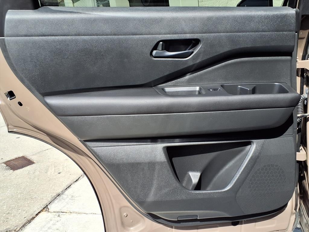 2023 Nissan Pathfinder Rock Creek