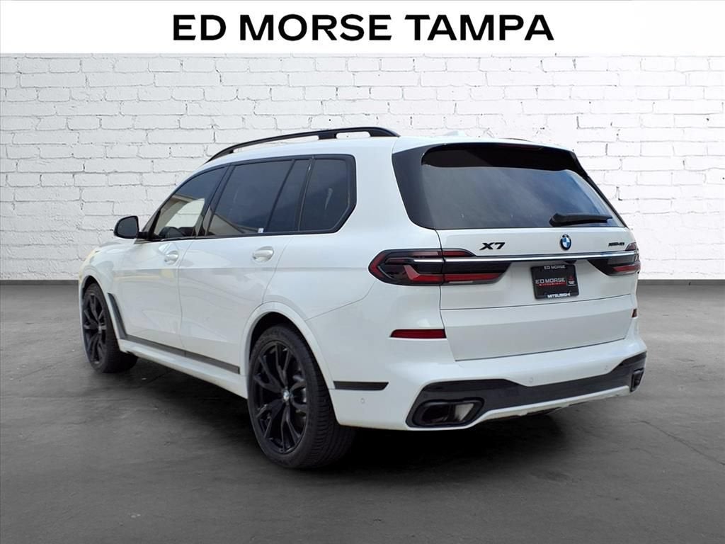 2023 BMW X7 xDrive40i