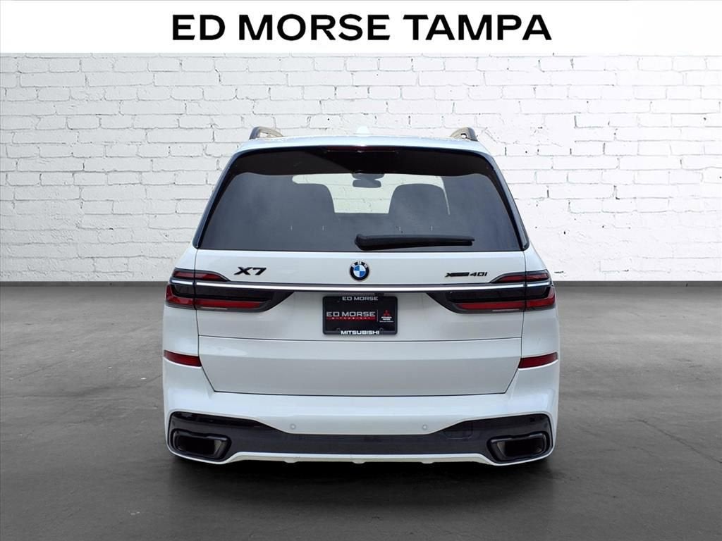 2023 BMW X7 xDrive40i