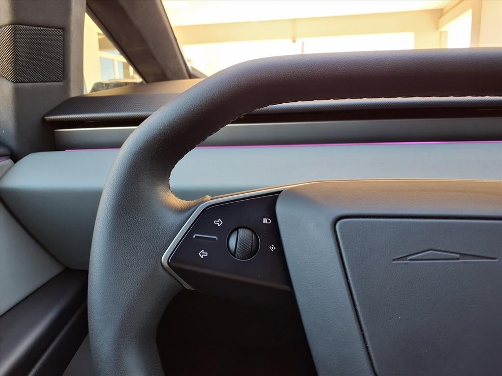 2025 Tesla Cybertruck NA