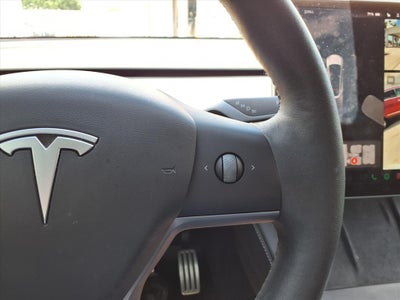 2024 Tesla Model Y Performance