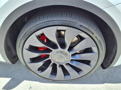 2024 Tesla Model Y Performance