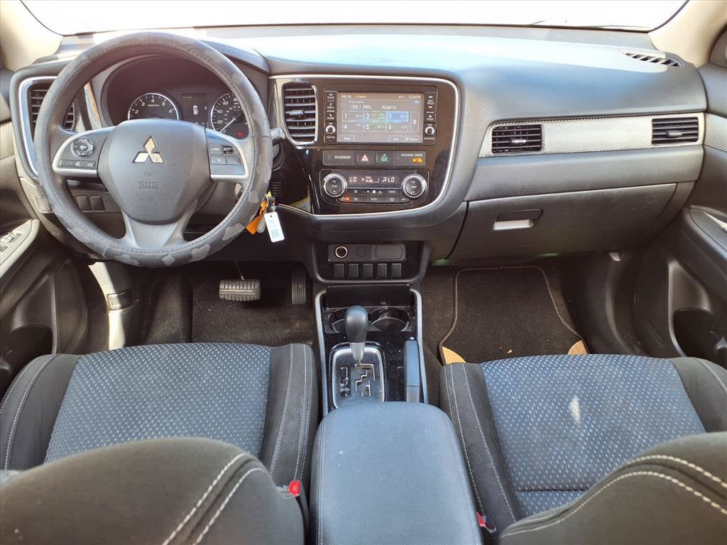 2018 Mitsubishi Outlander ES