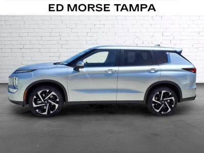 2022 Mitsubishi Outlander ES