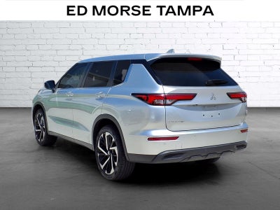 2022 Mitsubishi Outlander ES