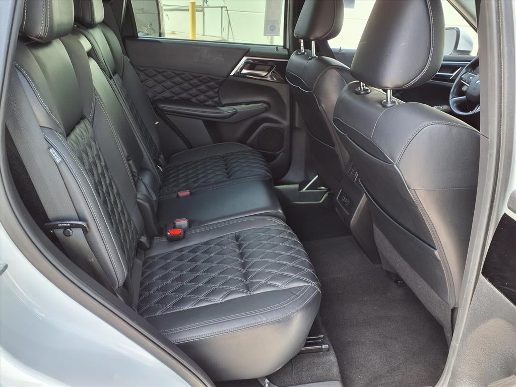 2022 Mitsubishi Outlander SEL