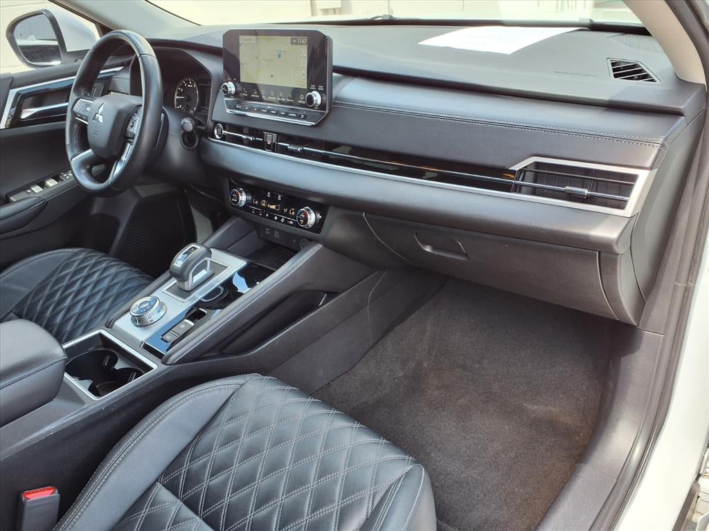 2022 Mitsubishi Outlander SEL