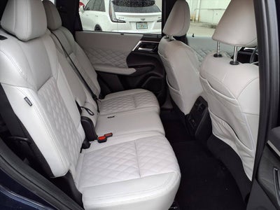 2024 Mitsubishi Outlander SEL