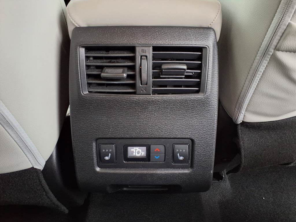 2024 Mitsubishi Outlander SEL