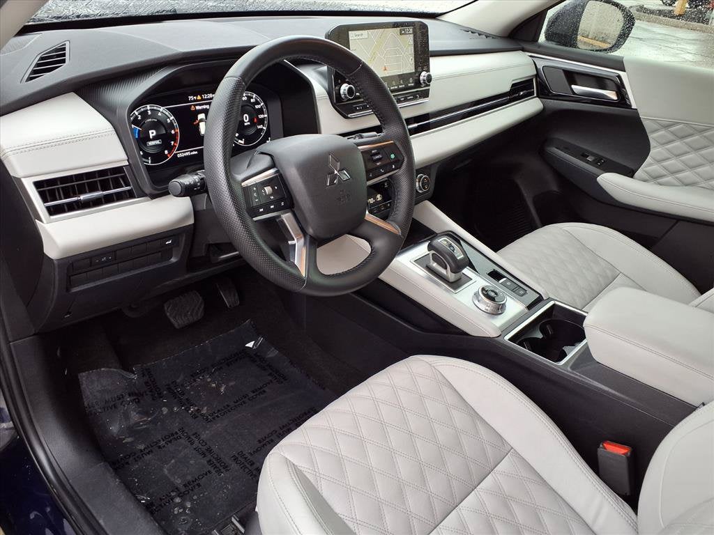 2024 Mitsubishi Outlander SEL