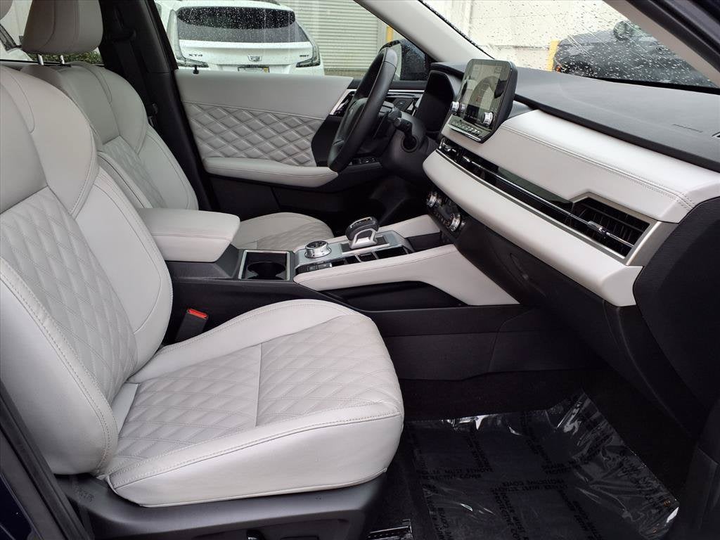 2024 Mitsubishi Outlander SEL