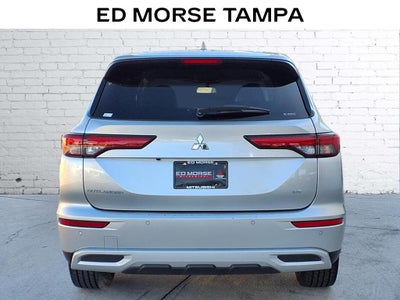 2024 Mitsubishi Outlander SE