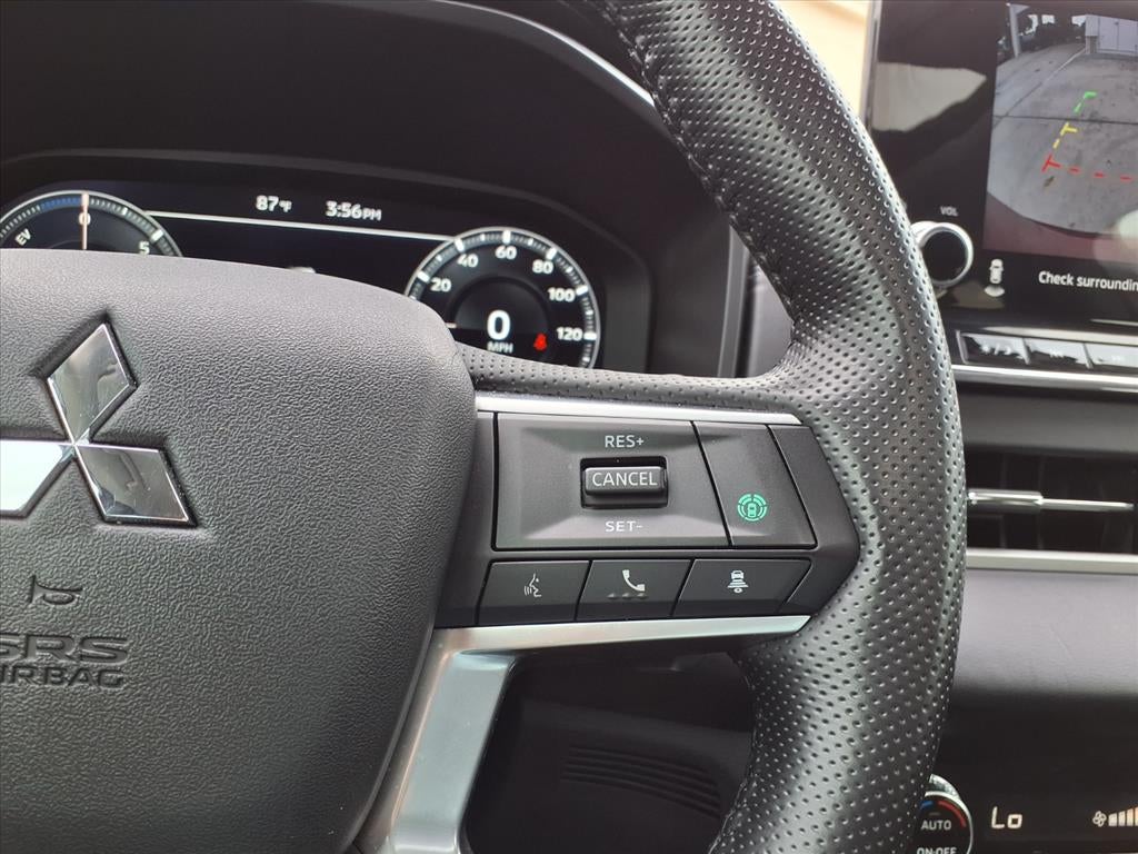 2025 Mitsubishi Outlander Plug-In Hybrid SE
