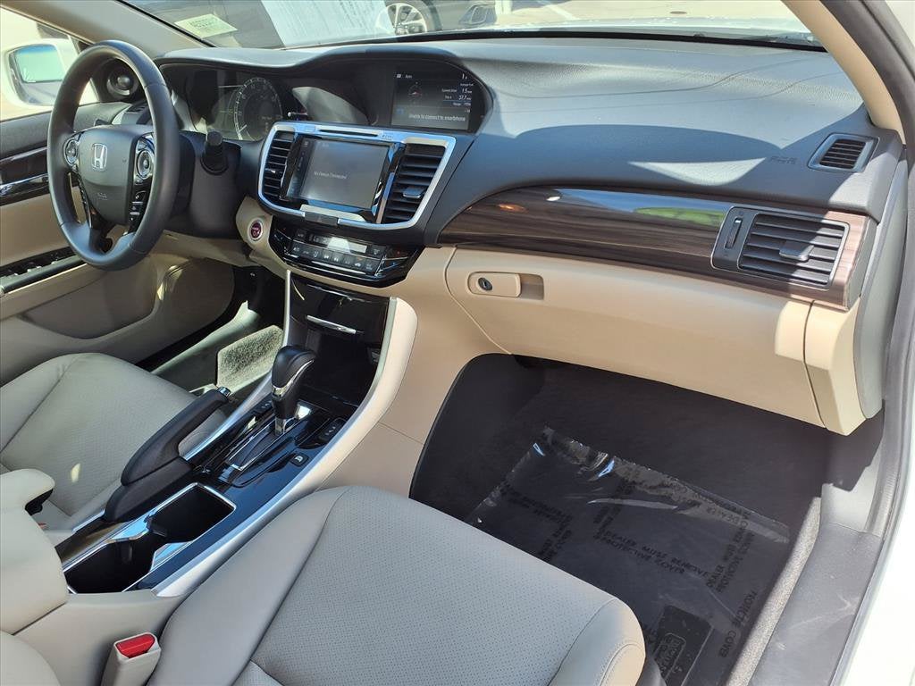 2017 Honda Accord Hybrid EX-L