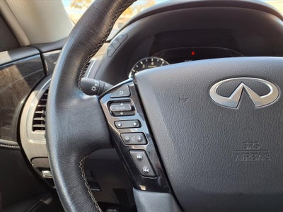 2023 INFINITI QX80 LUXE