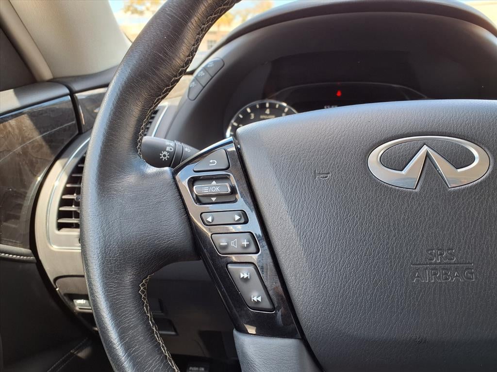 2023 INFINITI QX80 LUXE