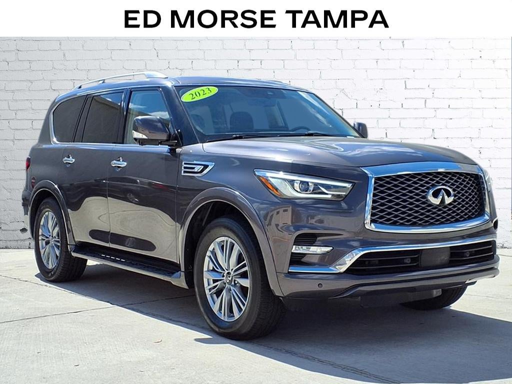 2023 INFINITI QX80 LUXE