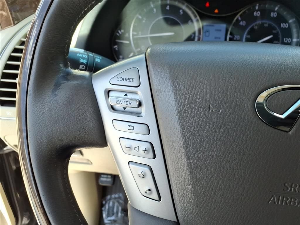 2017 INFINITI QX80 NA