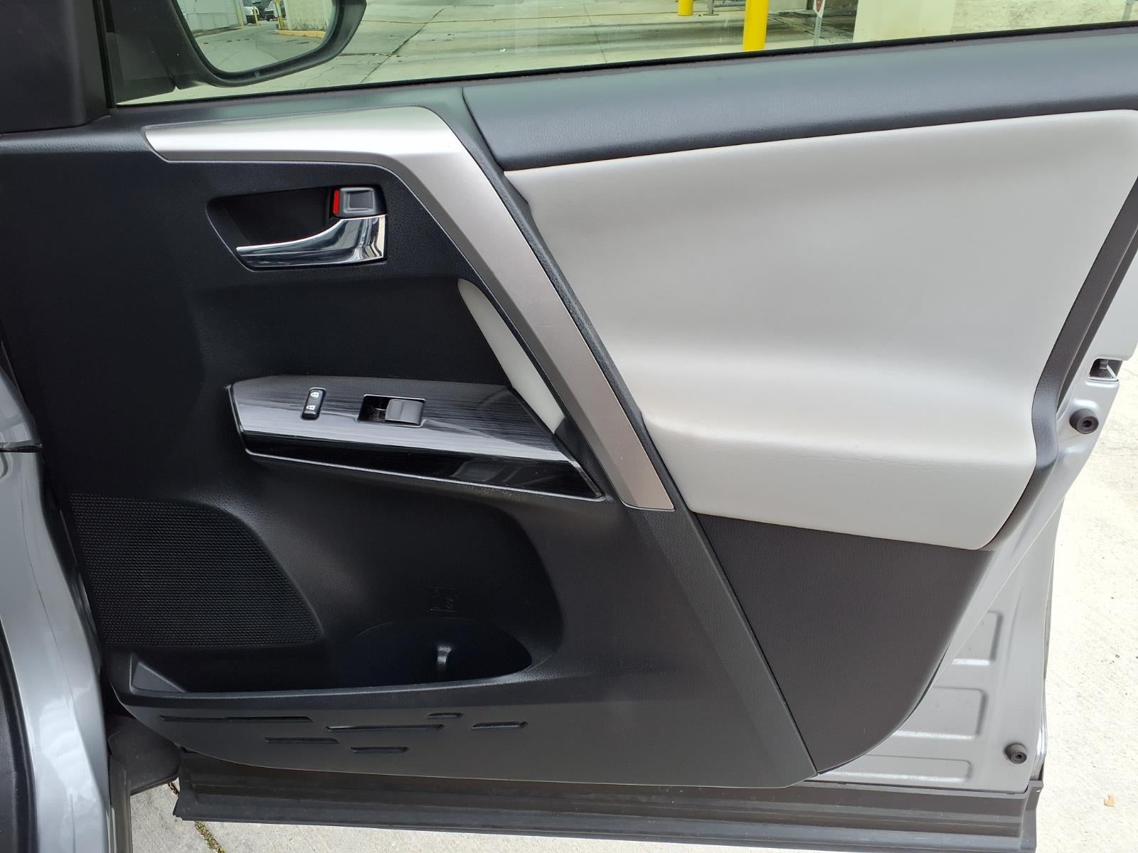 2017 Toyota RAV4 Hybrid Limited