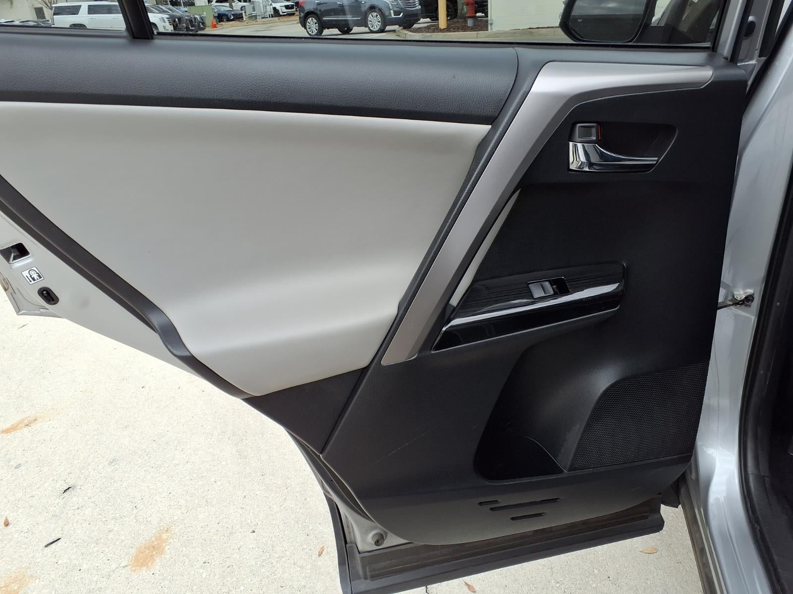 2017 Toyota RAV4 Hybrid Limited