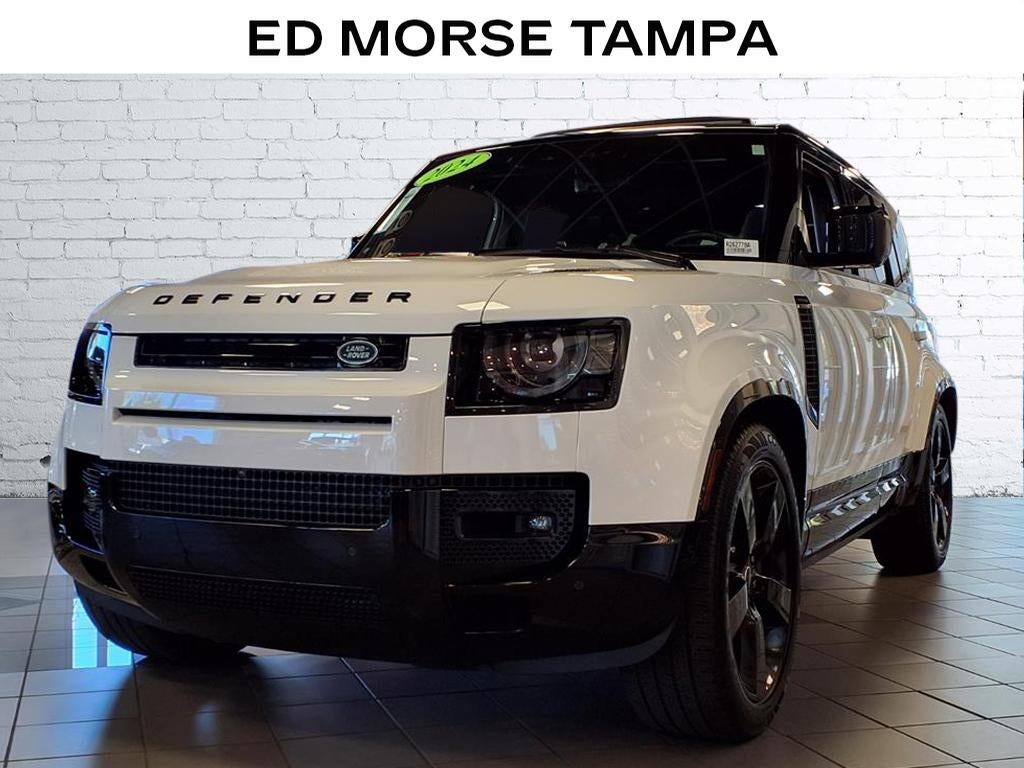 2024 Land Rover Defender X-Dynamic SE