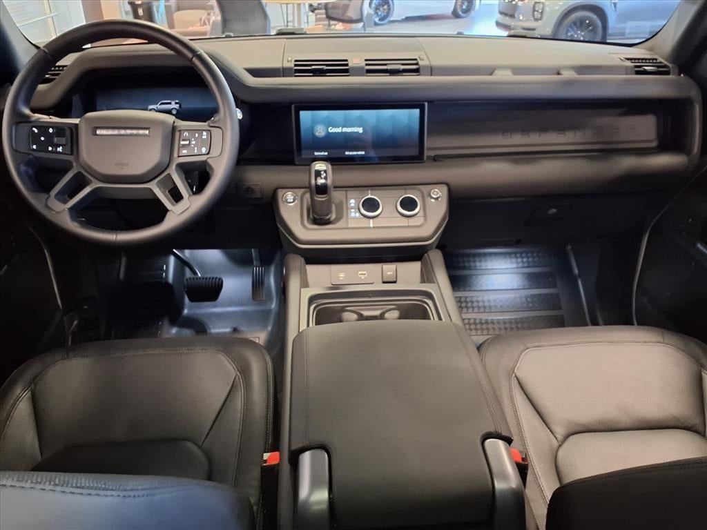 2024 Land Rover Defender X-Dynamic SE