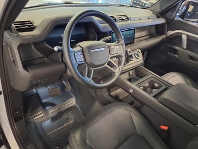 2024 Land Rover Defender X-Dynamic SE