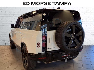 2024 Land Rover Defender X-Dynamic SE