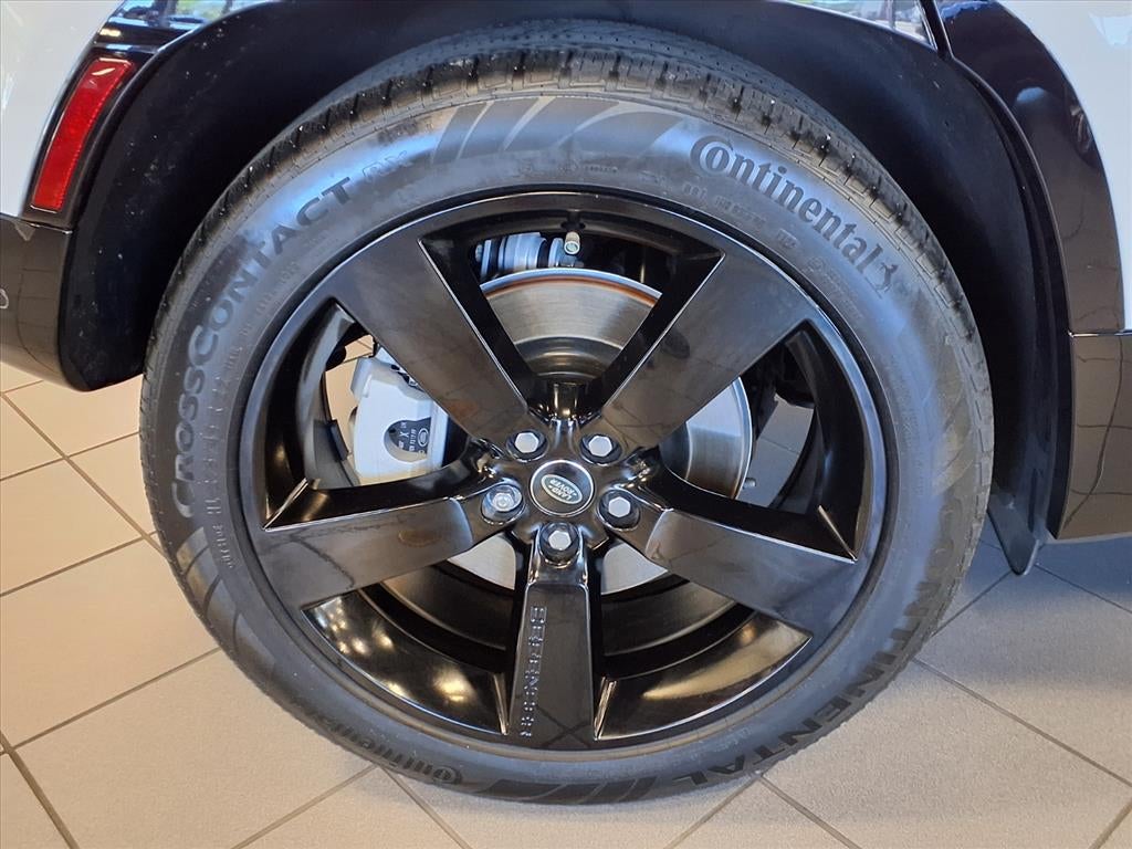 2024 Land Rover Defender X-Dynamic SE