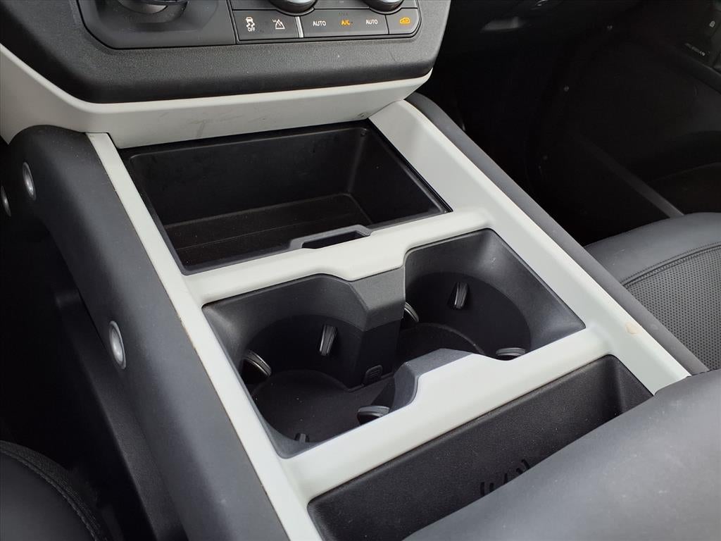 2025 Land Rover Defender S