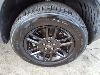 2025 Land Rover Defender S