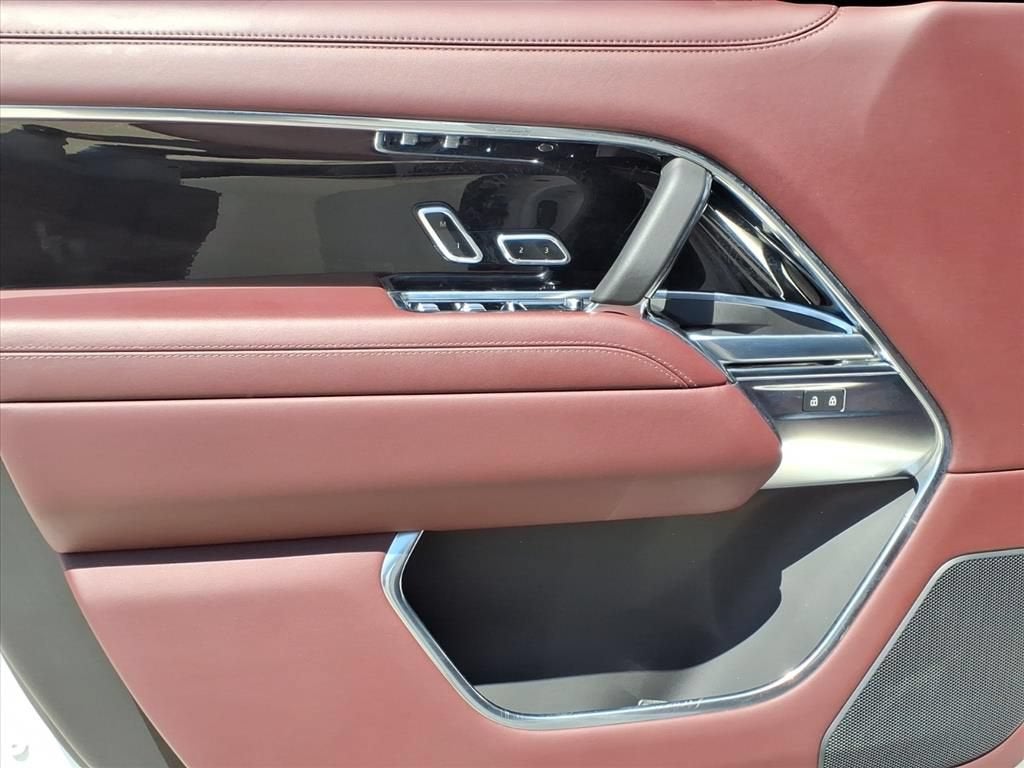 2024 Land Rover Range Rover SE