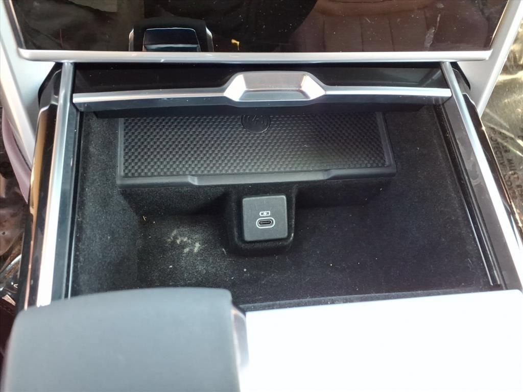 2024 Land Rover Range Rover SE