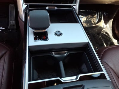 2024 Land Rover Range Rover SE