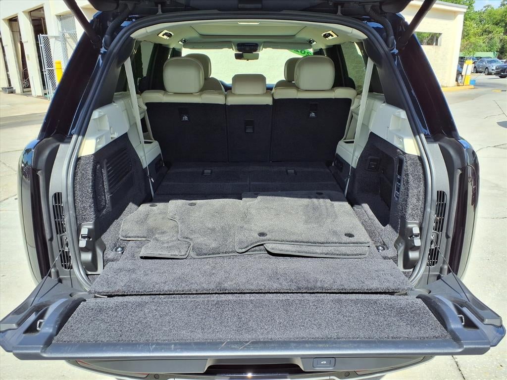 2025 Land Rover Range Rover SE
