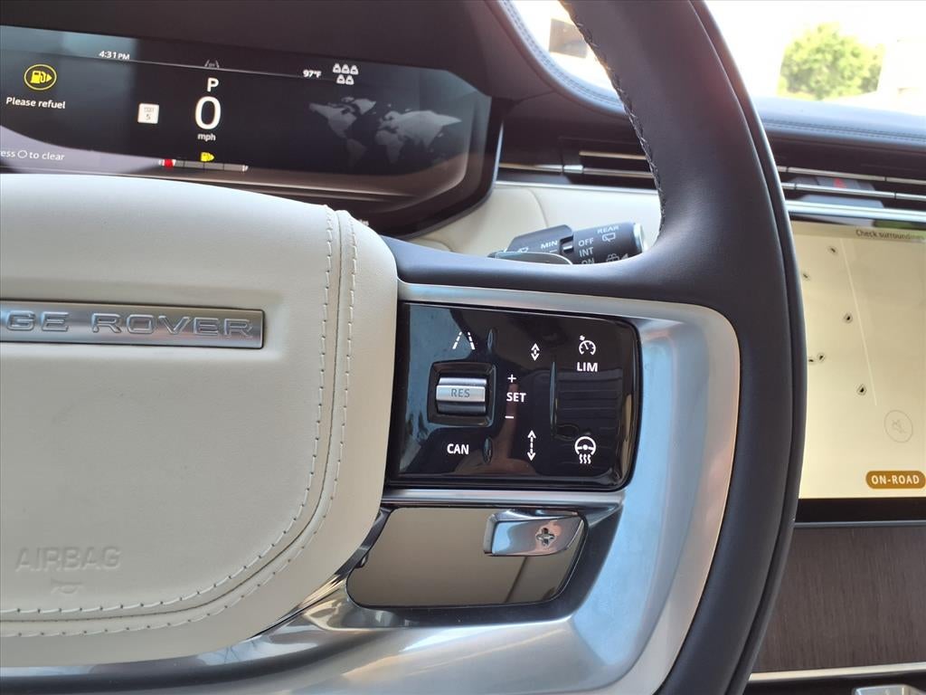2025 Land Rover Range Rover SE