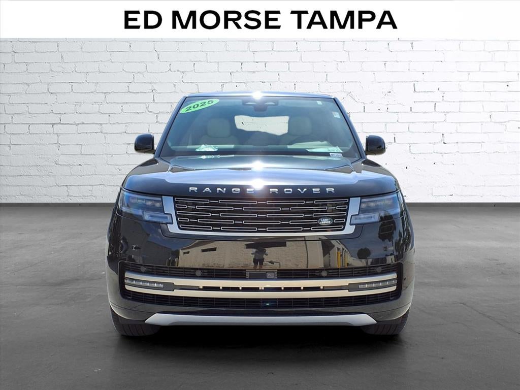 2025 Land Rover Range Rover SE