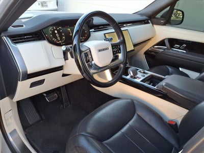 2023 Land Rover Range Rover SE