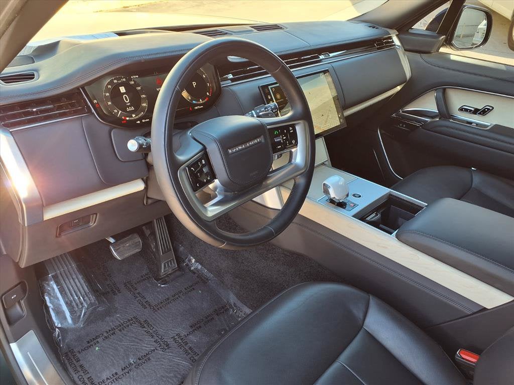 2024 Land Rover Range Rover SV