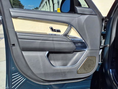 2024 Land Rover Range Rover SV