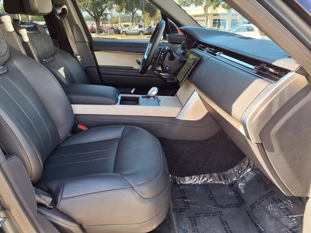 2024 Land Rover Range Rover SV