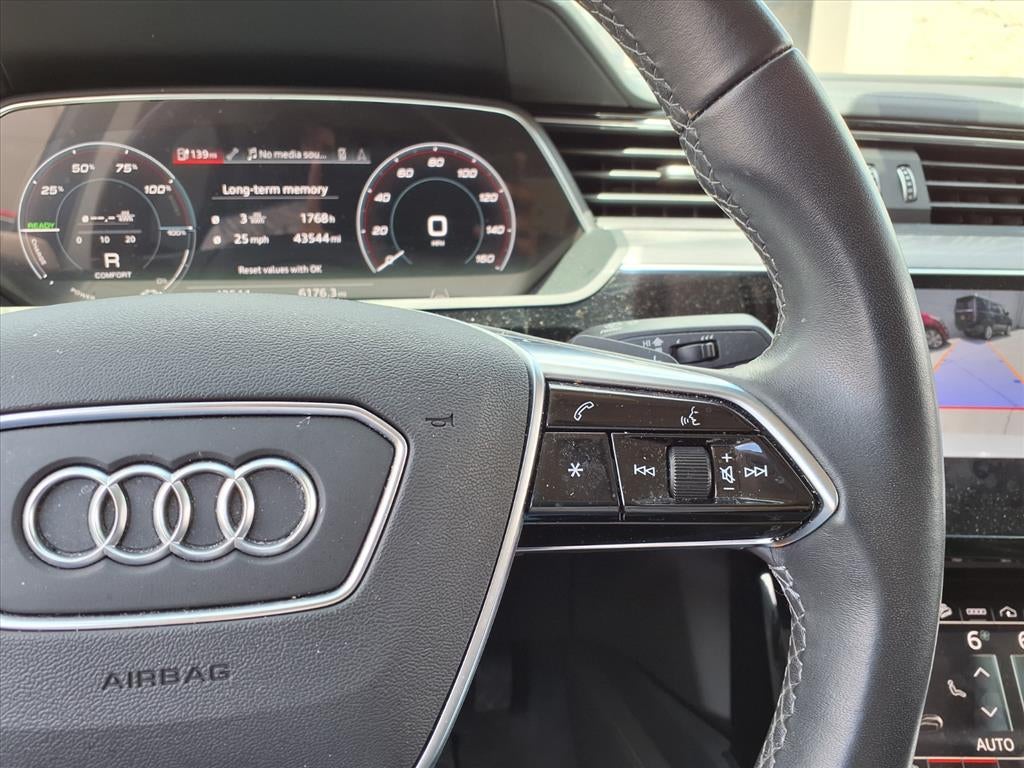 2022 Audi e-tron Sportback S line Prestige