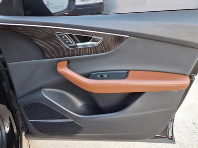 2022 Audi Q8 Premium Plus