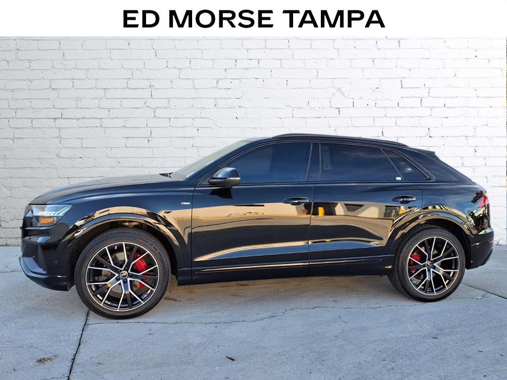 2022 Audi Q8 Premium Plus