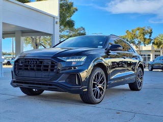 2022 Audi Q8 Premium Plus