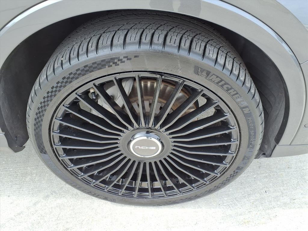 2023 Audi Q7 Premium Plus